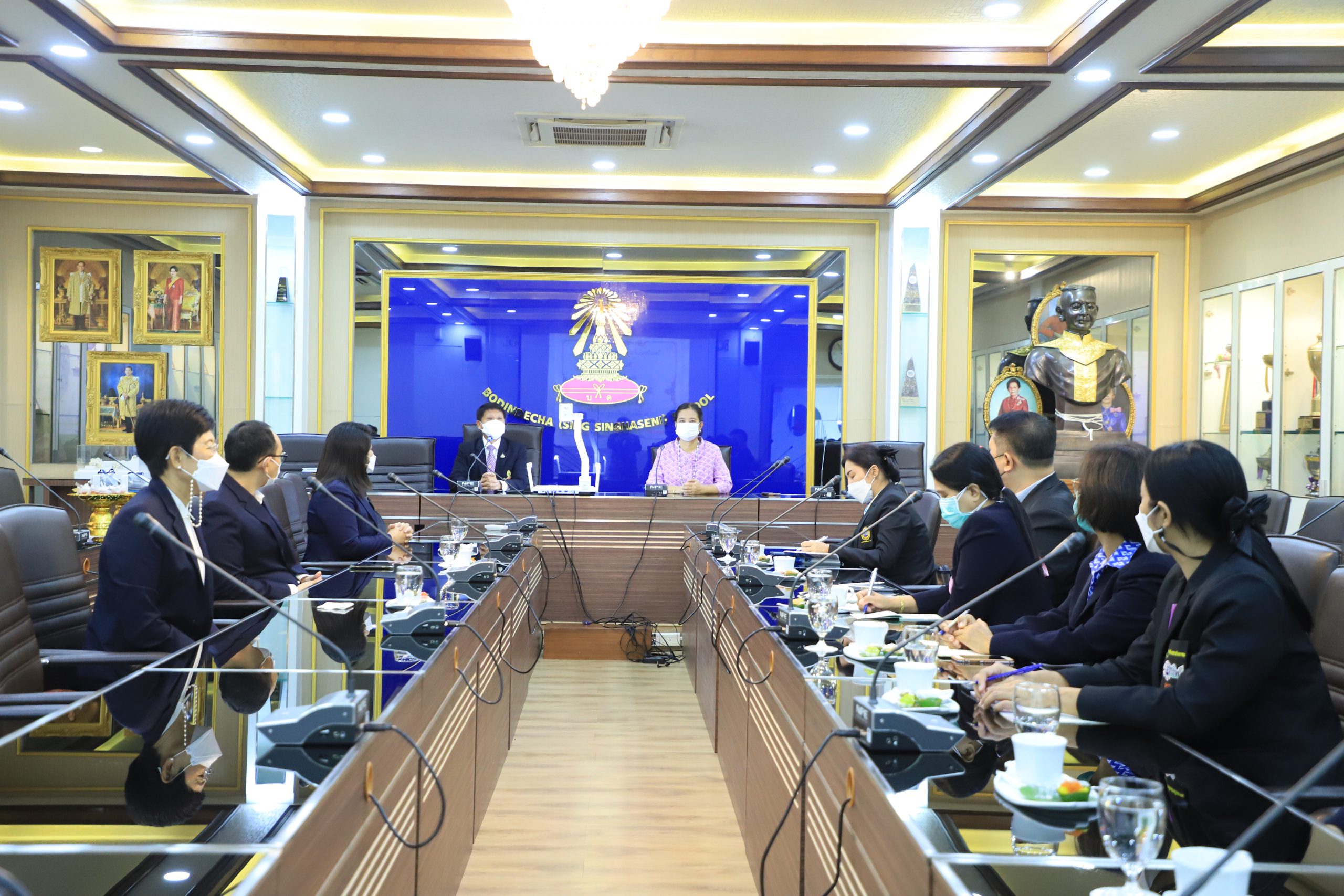 โรงเรียนสรรพวิทยาคม ศึกษาดูงานด้านระบบการปฏิบัติงานด้านบัญชีภาครัฐ งานการเงิน งานพัสดุ งานนโยบายและแผนงาน ของโรงเรียนบดินทรเดชา (สิงห์ สิงหเสนี) และโรงเรียนศึกษานารี กรุงเทพมหานคร