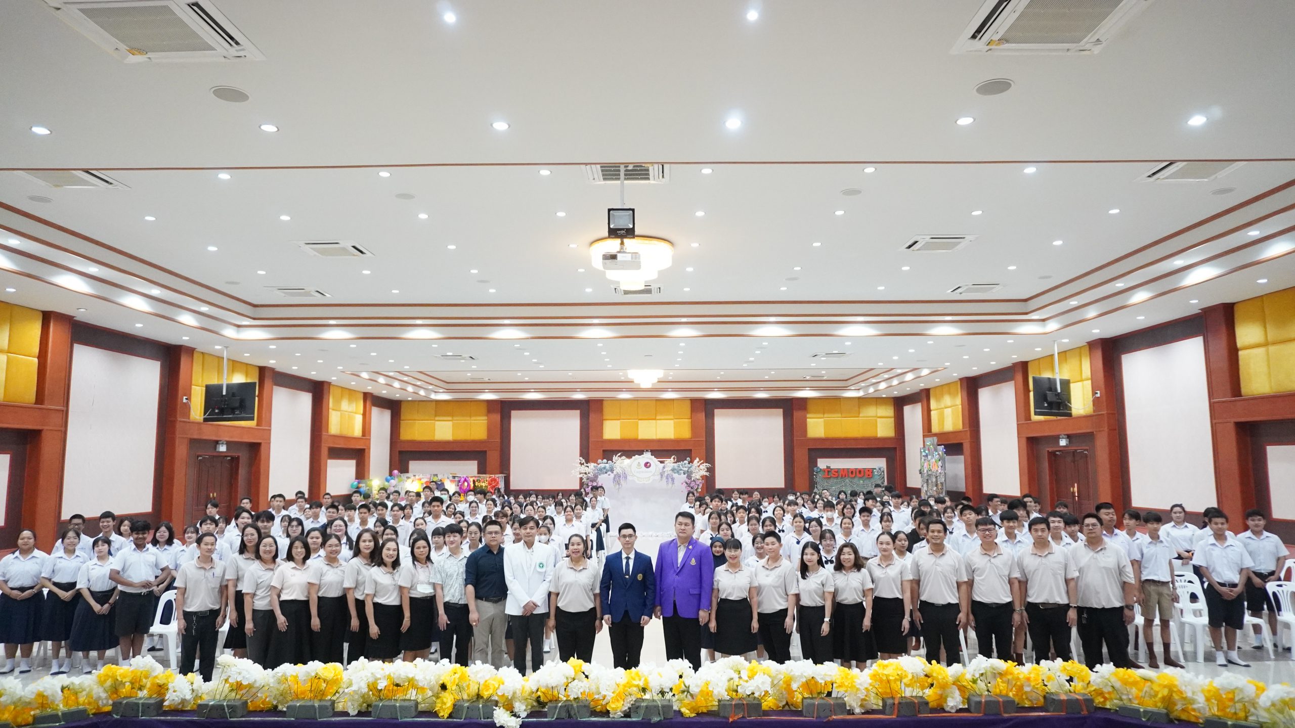 โรงเรียนสรรพวิทยาคม จัดกิจกรรมเวทีแสดงศักยภาพนักเรียนห้องเรียนพิเศษวิทยาศาสตร์ – คณิตศาสตร์เข้มข้น (ISM) ปีการศึกษา ๒๕๖๘